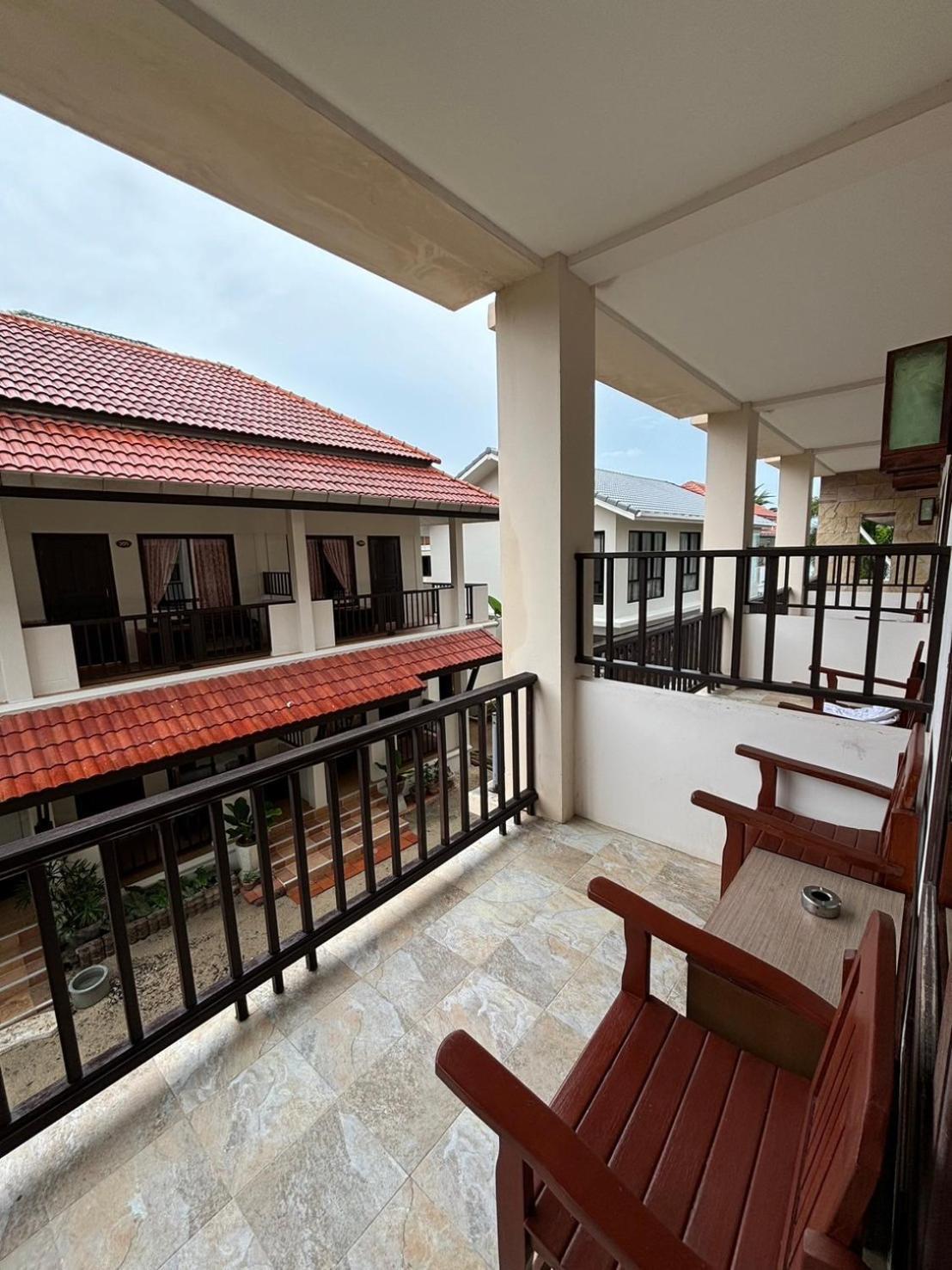 Rin Bay View Resort Haad Rin Exterior photo